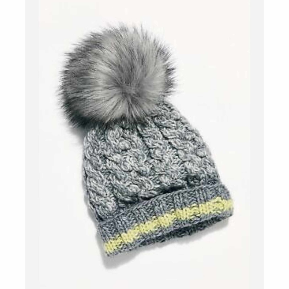 Free People Women Happy Trails Pompom Beanie Size One Size